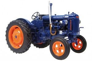 Fordson F N E27N blauwe reiger