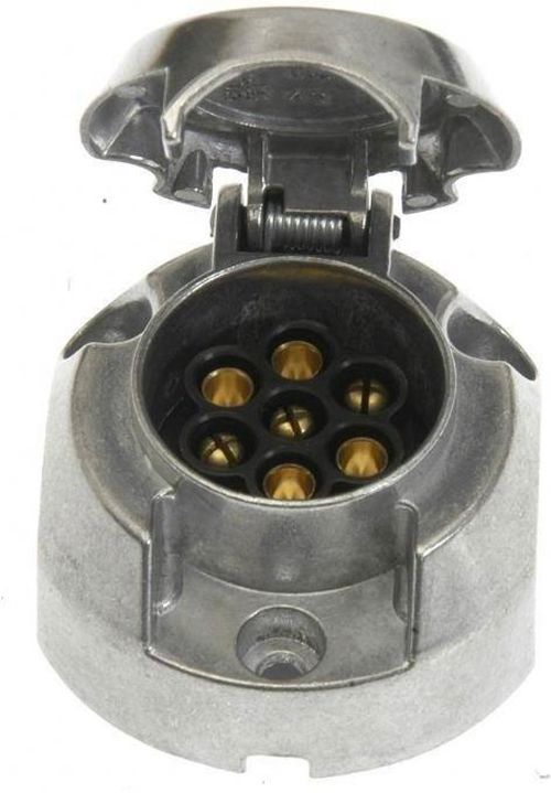 Trailer plug