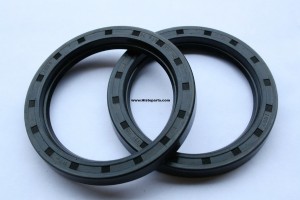 Rear axle seal, pair.  Nuffield