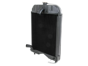 H10008 Radiateur ferguson 35 benzine 894355M92, 894355A92