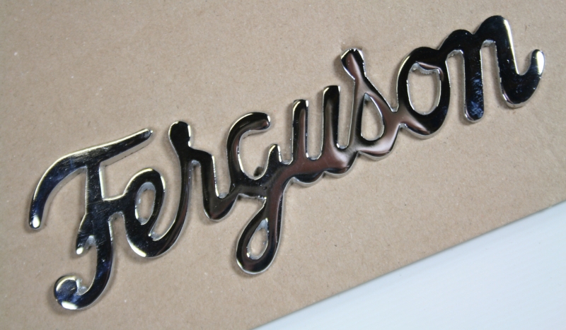Ferguson TE serie zij-embleem