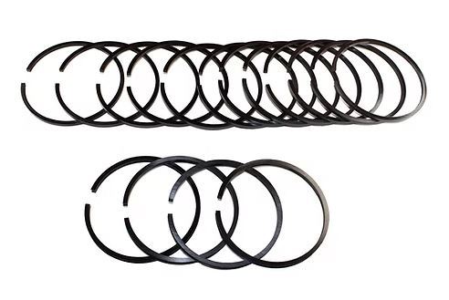 Zuigerverenset David Brown, 92 mm. boring en 3.17 mm. compressieveer.
