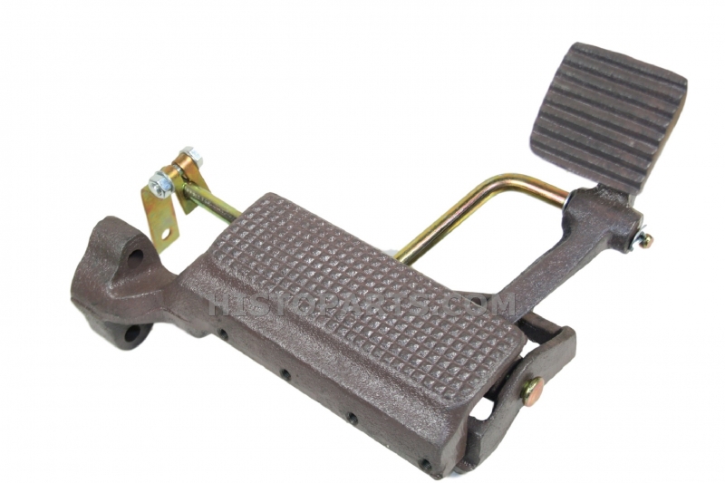 Voetgasset Ferguson 135