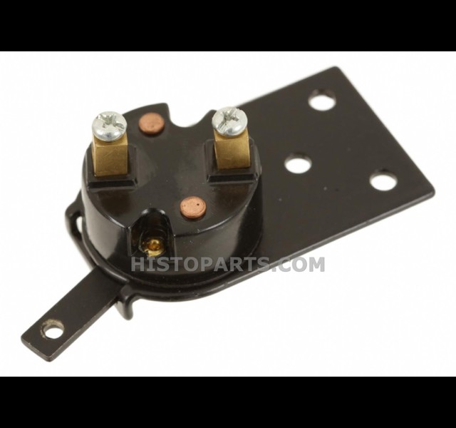 Brake light switch with lever