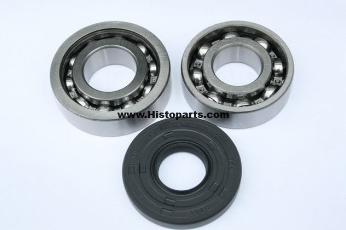Injection Pump Driveshaft Bearing and seal kit. Fordson Major
