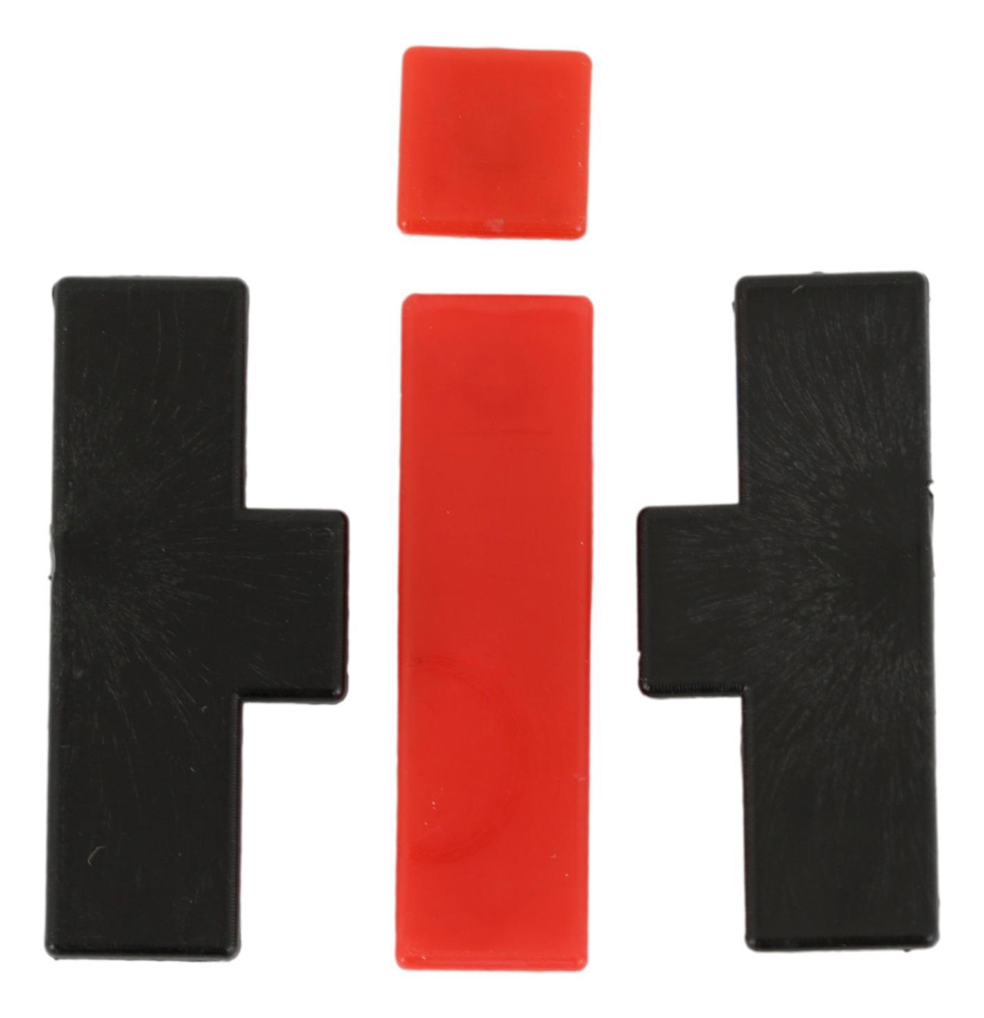 IH logo, fits in plastic International 523, 624, 724 and 824 grille