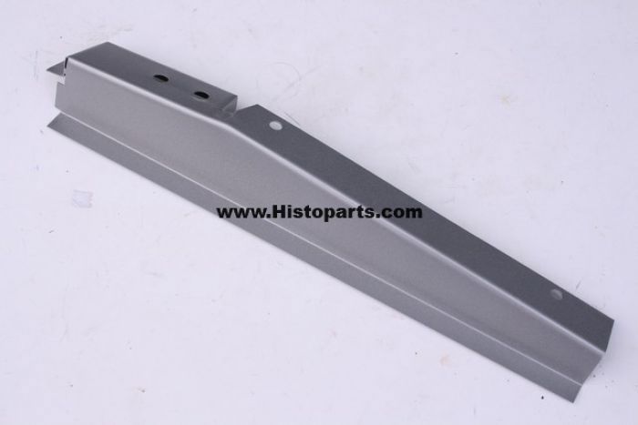 Zijpaneel, links. voor-grille Massey Ferguson 135