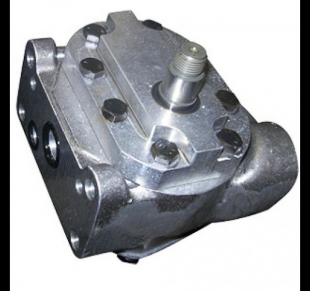 Main, hitch hydraulic pump. International 706 tot 1586