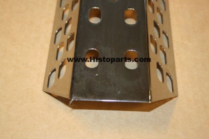 International 1468, 1568 manifold shield Histoparts