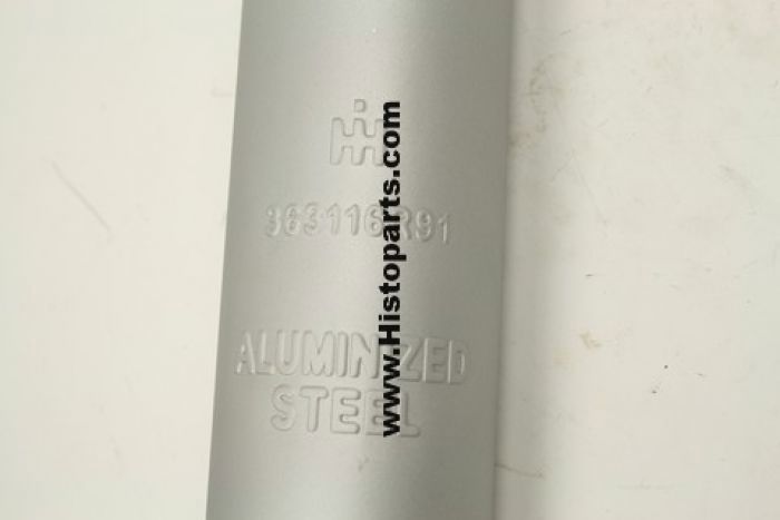 Original model. underslung muffler. Farmall Cub in detail
