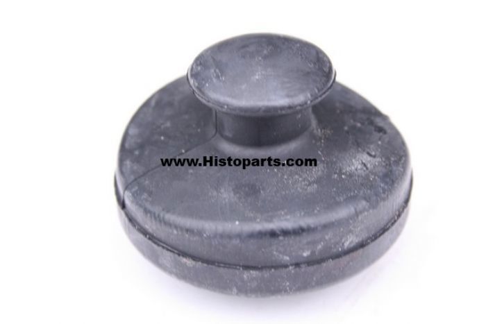 Rubber damper, front axle. Mc Cormick D-serie Histoparts