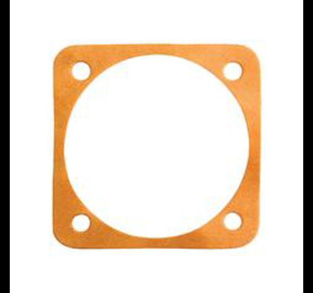 Gasket retainer housing