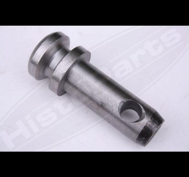 Pen fits Major side hitch plate. Fordson major