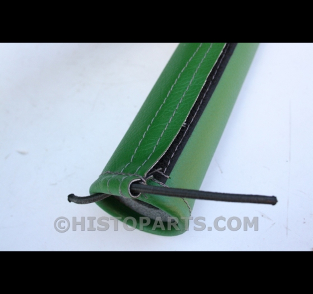 Protective cover, Deutz fender seat support. Histoparts