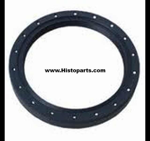 Outer half shaft oil seal. Mc. Cormick 2 cyl. models