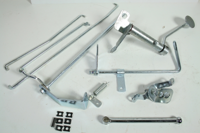 Voetgas Set. Fordson Super Dexta Histoparts