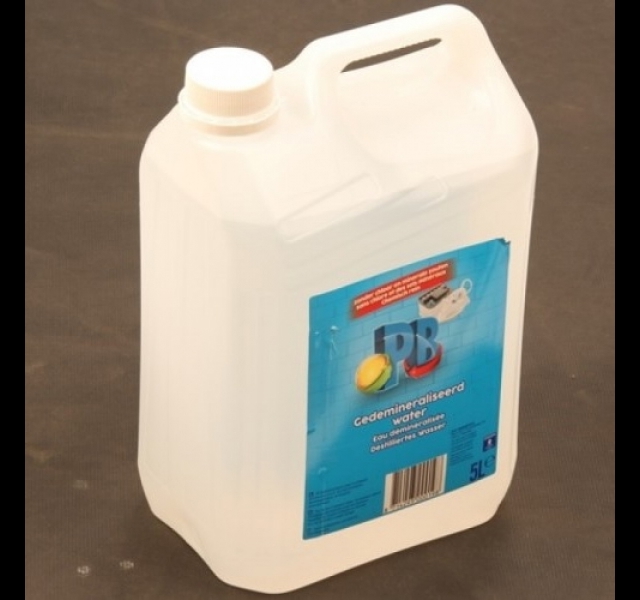 Battery Water. 5 Liter can