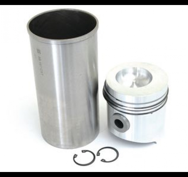 Piston ring and LIner set. MWM D226