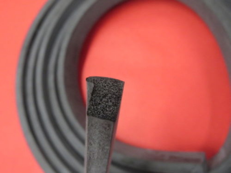 Deur Paneel Spons Rubber. Ford V8 Histoparts