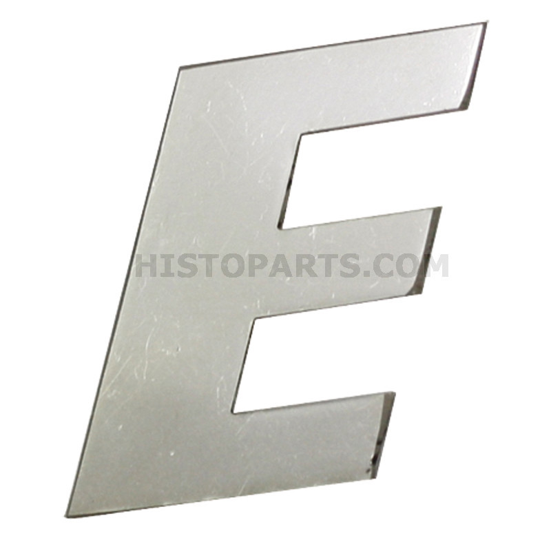 Fendt Bonnet Badge. E