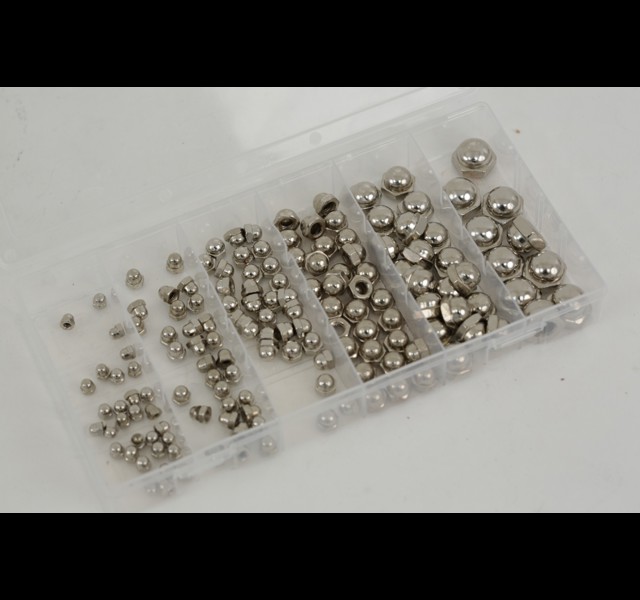 Capnut assortment box. 150 pc.