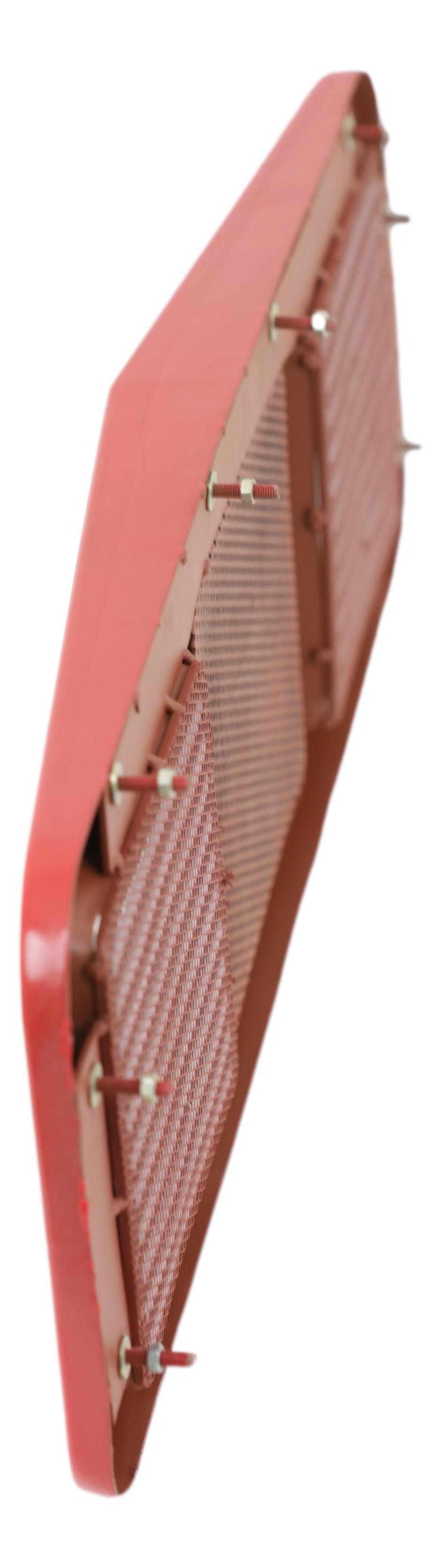 Metalen front grille Case International. in detail