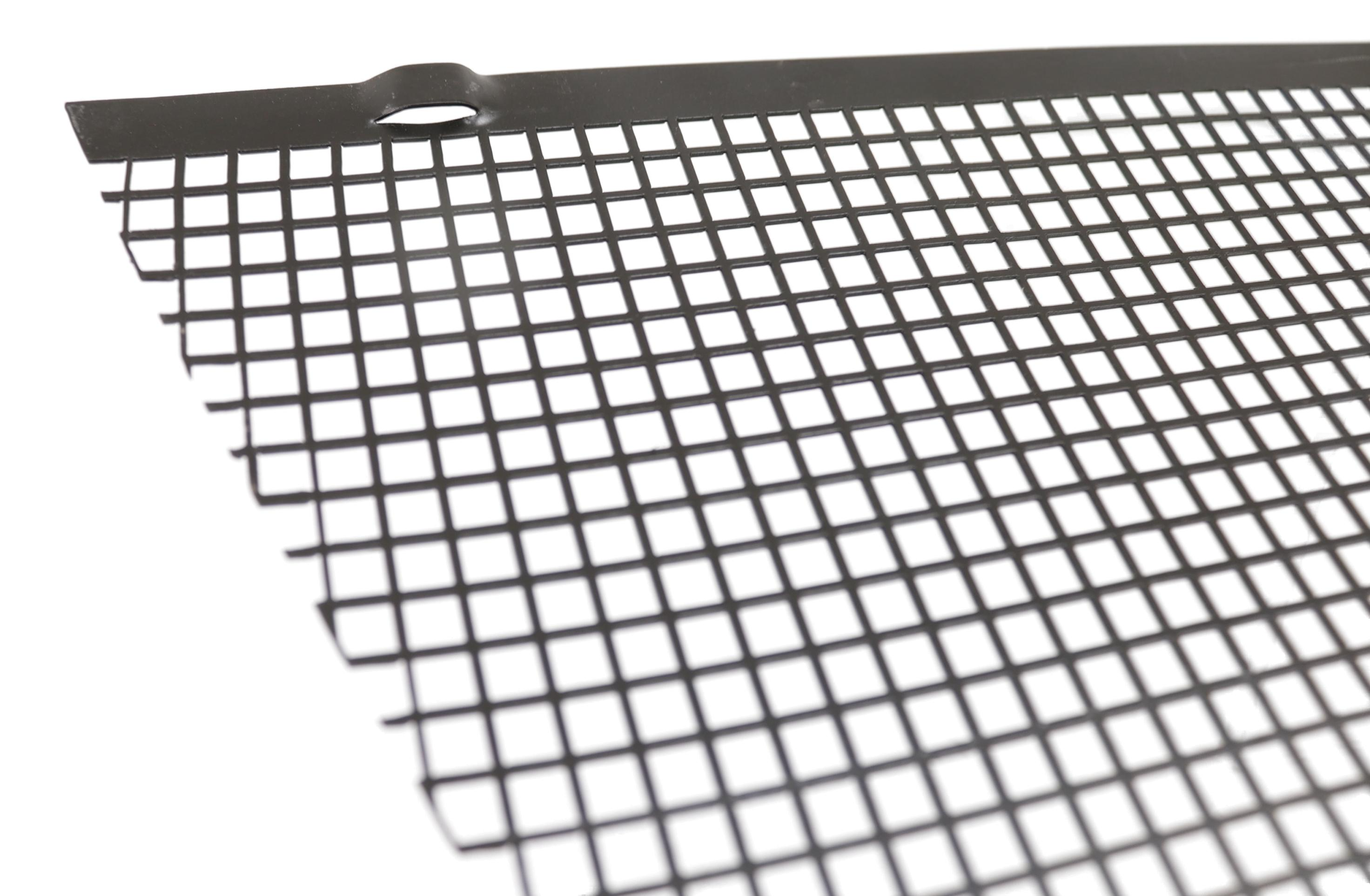 Bonnet Grille screen set. Deutz 06 series in detail
