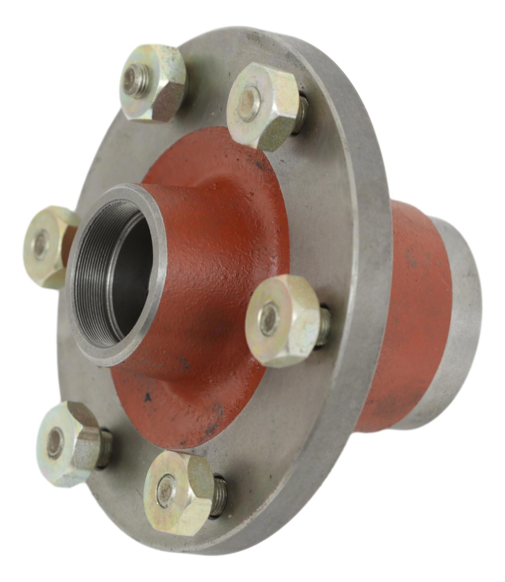 Front wheel Hub with studs. Massey Ferguson