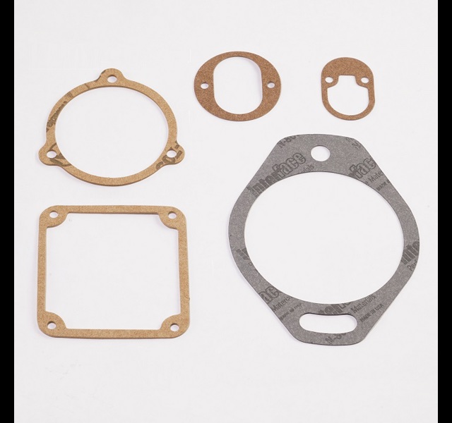Gasket set for Farmall H-4 magneto
