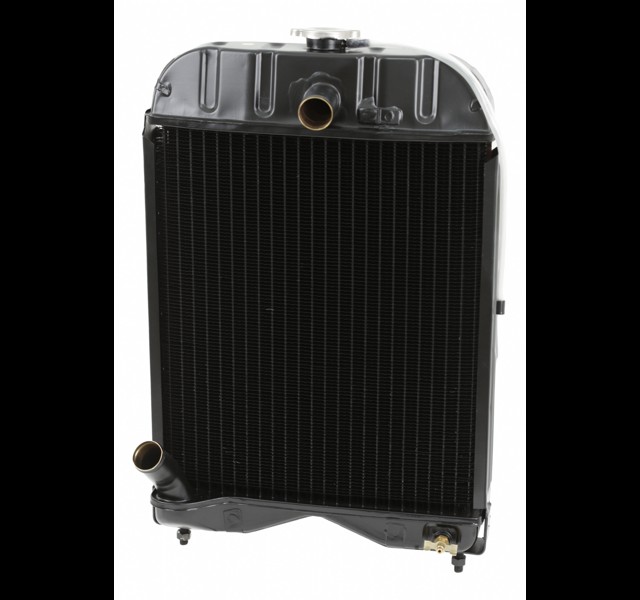 Radiateur Ferguson 35/4 en IMT533