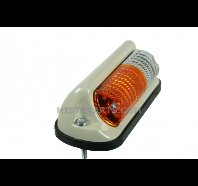 Hella model, RH sidelight in detail