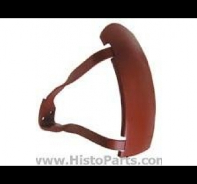 Front fender, RH. Mc Cormick D-serie