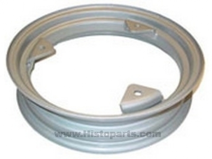 Voorwiel velg Farmall A, B, C en Supers. 100, 200